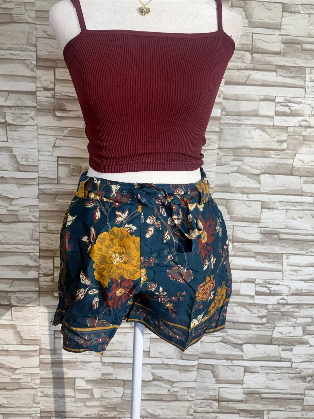 DOLAN by Anthropologie XS Brindley Floral Shorts